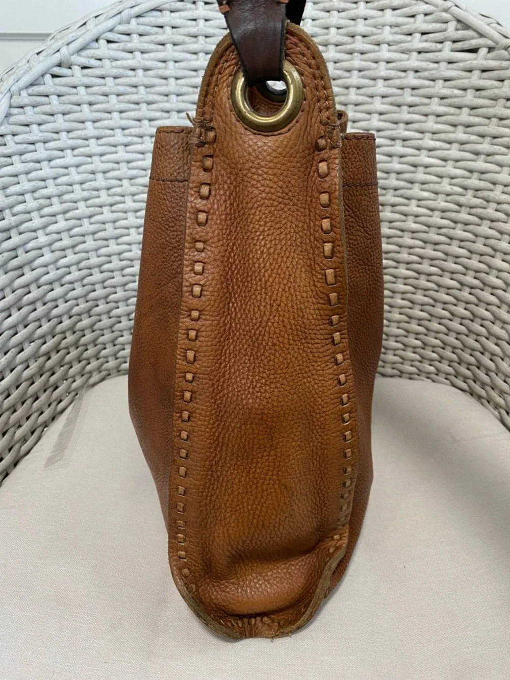 Lucky Brand Vintage Brown Pebbled Leather Hobo Slouchy Whipstitched Bag